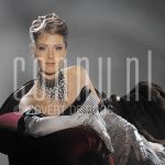 28-04-2004 Joke de Kruijf in Amsterdam, by order of Stage-entertainment. April 28, 2004.

[keywords]Posed, Eyecontact, Smiling, Sofa[/keywords]